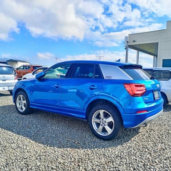 AUDI Q2