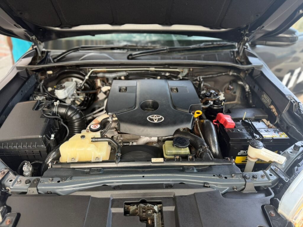 *Toyota HILUX REVO Single Cab Newest Shape TRD with 61,000 KM*